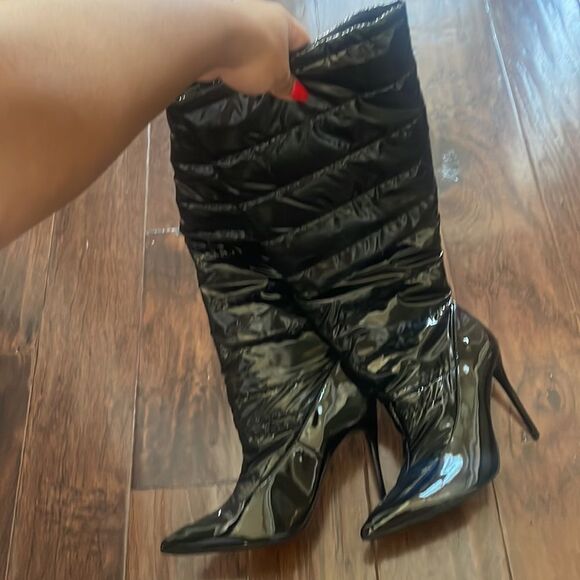 Patent Leather boots - Picture 5 of 5